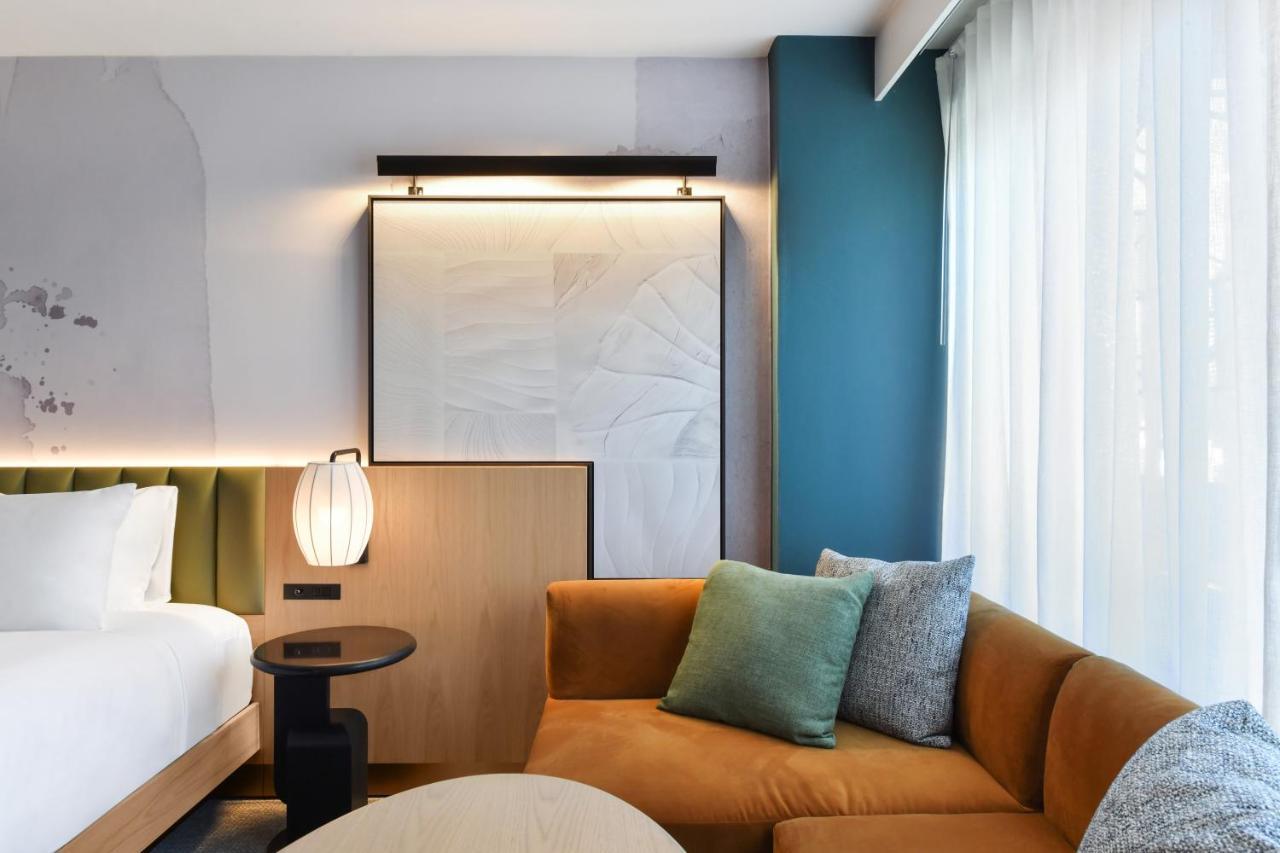 ヒルトン ガーデン イン タイムズ スクエア ニューヨーク エクステリア 写真 A room at the hotel