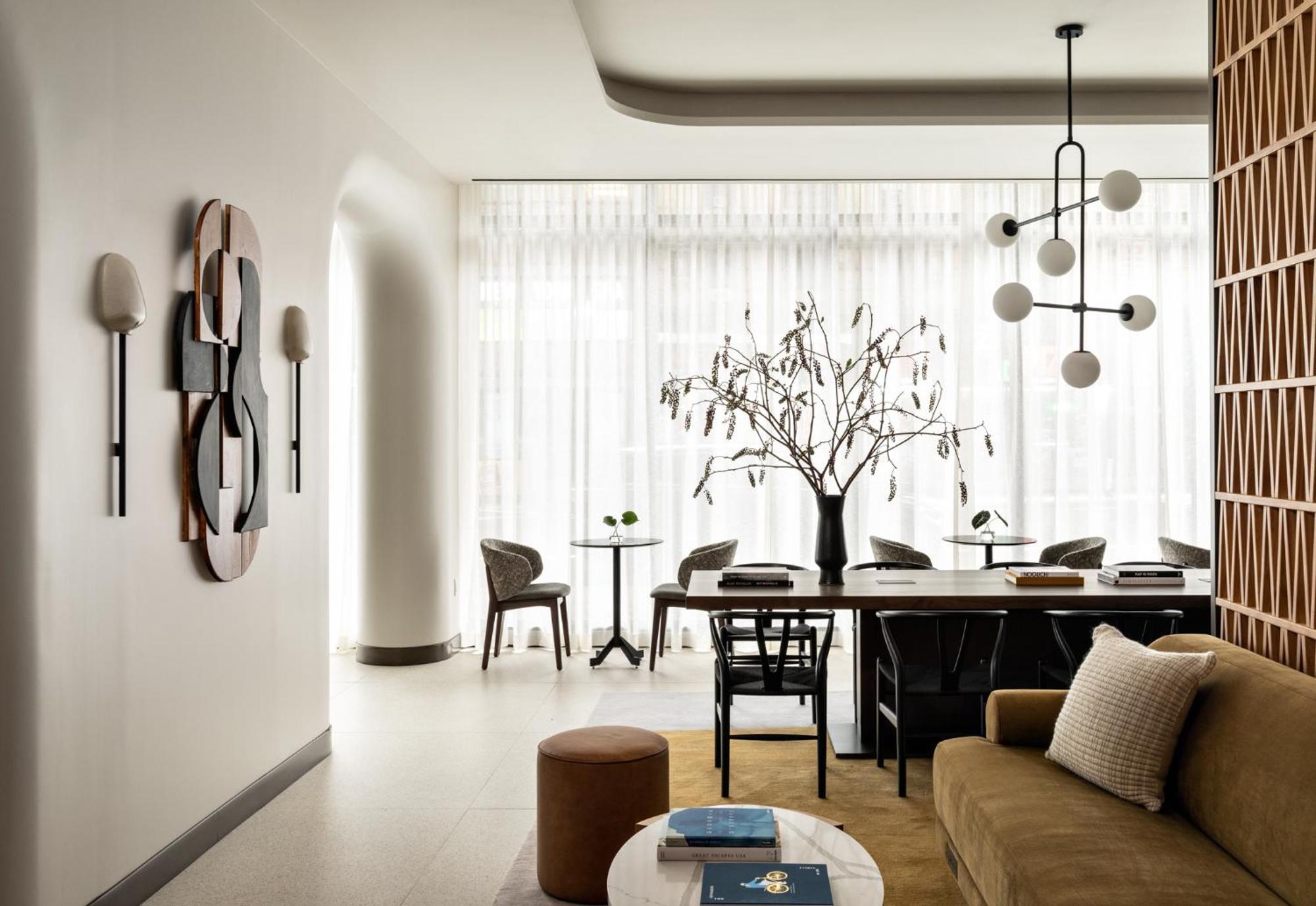 ヒルトン ガーデン イン タイムズ スクエア ニューヨーク エクステリア 写真 Interior of a private house in London
