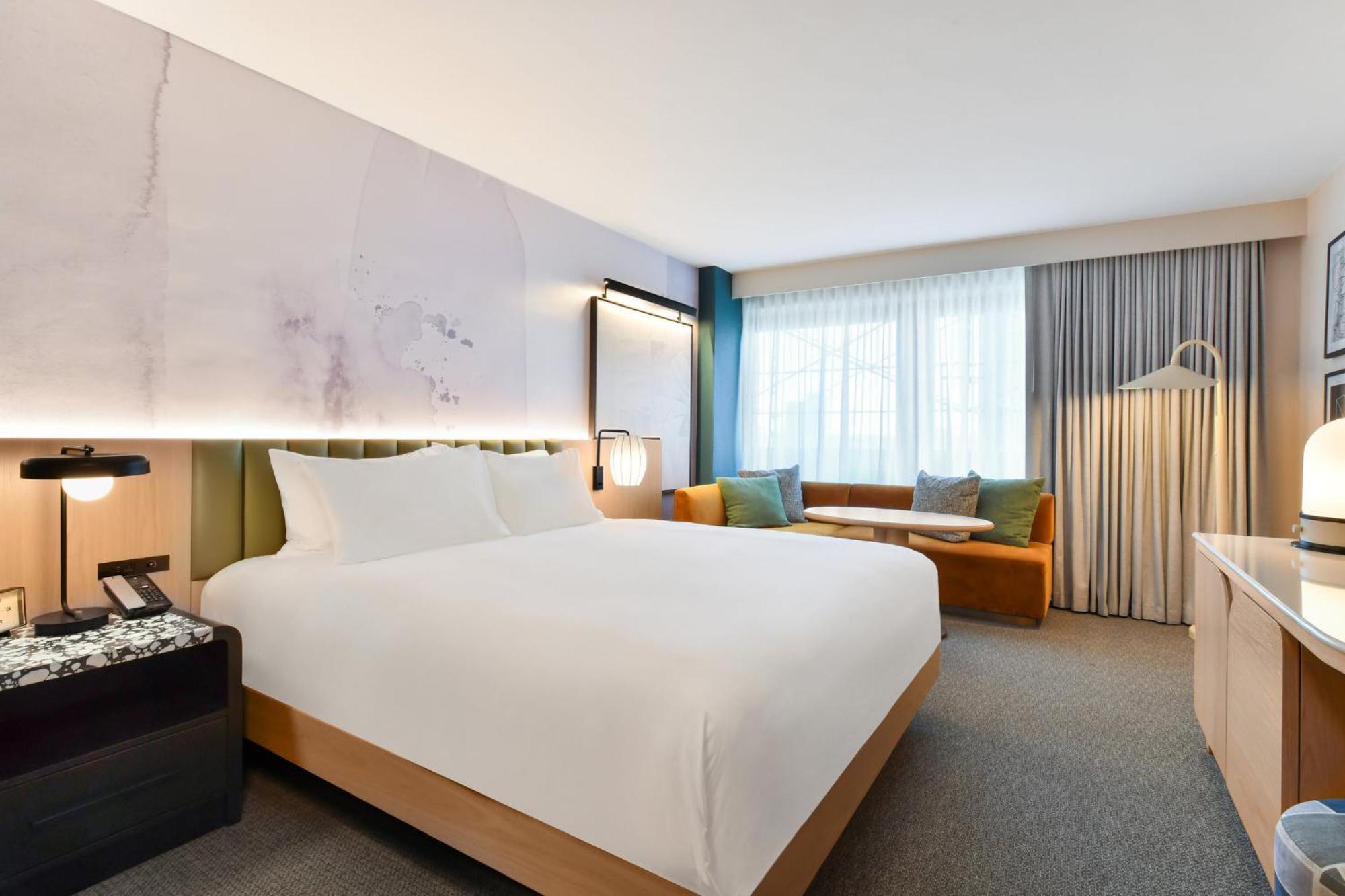 ヒルトン ガーデン イン タイムズ スクエア ニューヨーク エクステリア 写真 A guest room at the Hotel Zags